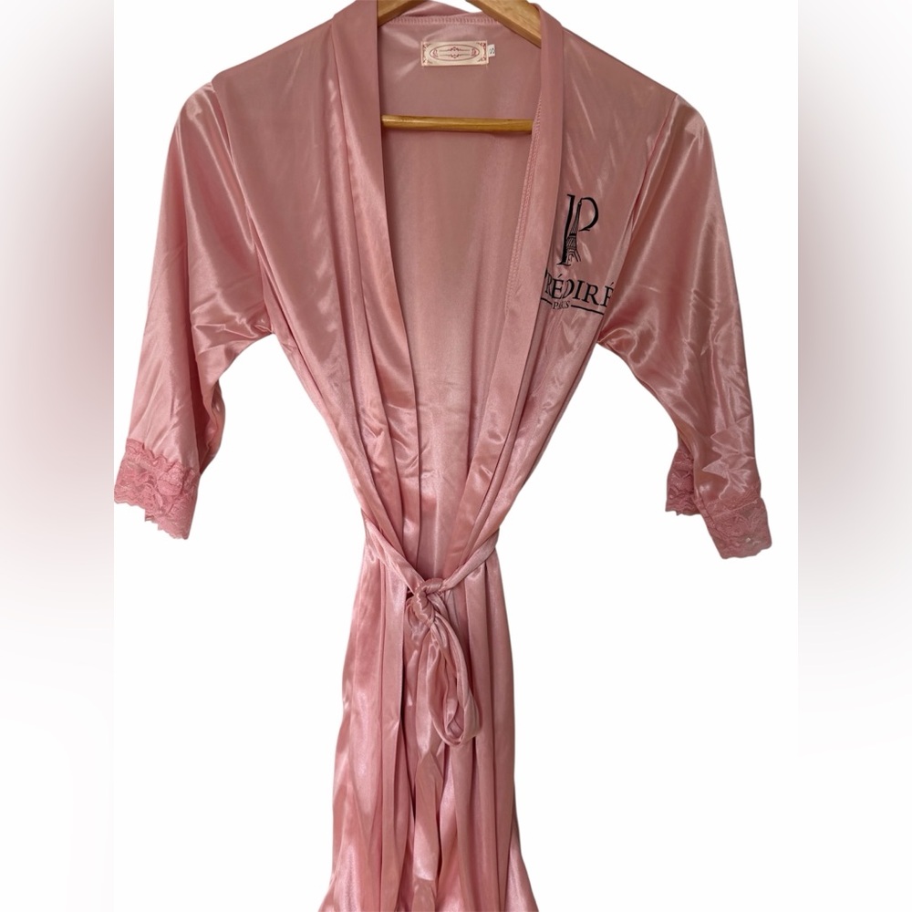 Predire Pink Satin Robe